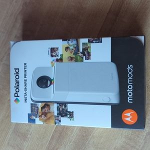 Polaroid instaShare printer by Moto mods